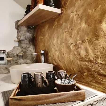 アパート Ethnic Cave Rhodes City